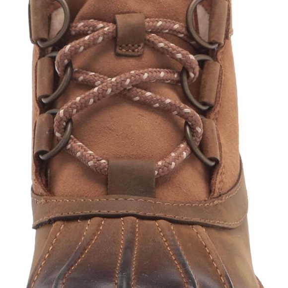 Boots UGG new without tag - Picture 2 of 7